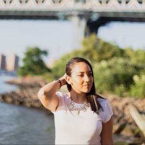 Meet your Posher, Cynthia